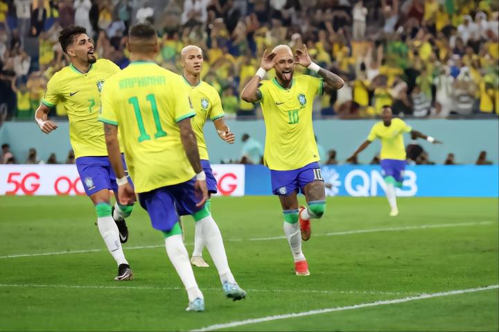维尼修斯和内马尔在中,巴西成为第一支在世界杯淘汰赛15分钟内